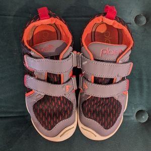 Plae TY Voltage Grey Kids Sneakers (Size 12.5)